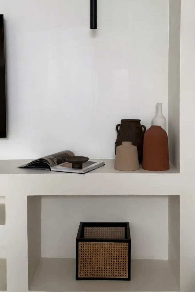 Minimal Decor